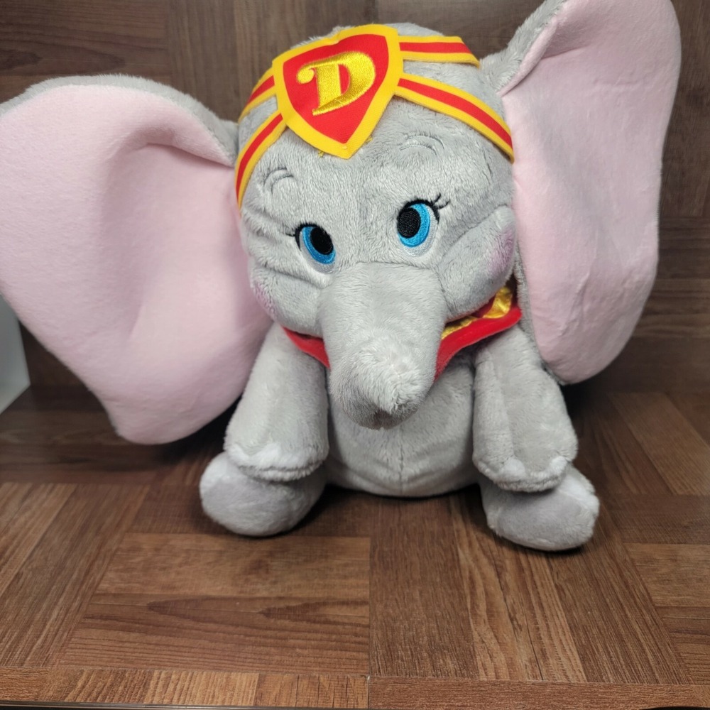 Disney Parks Dumbo 11"‎ Medium Plush Doll New with Tag